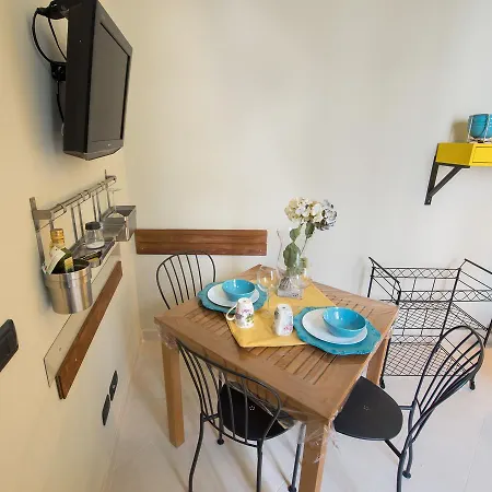 Duomo Regina 아파트 나폴리